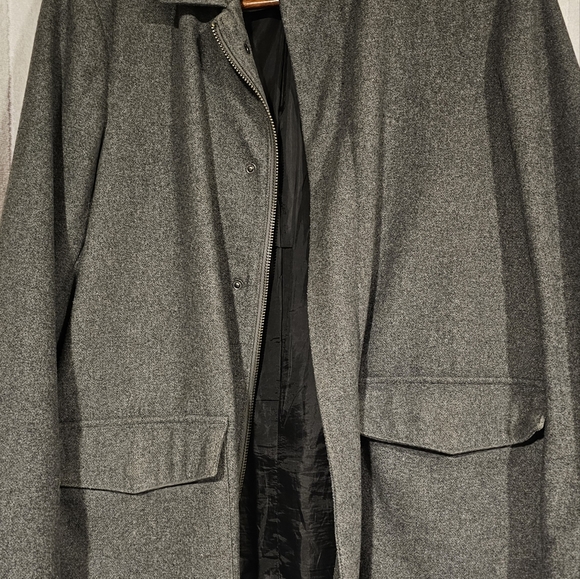 Banana Republic zip up overcoat - Picture 4 of 4